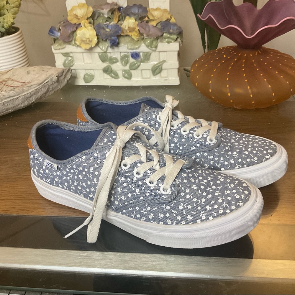 VANS WOMENS CAMDEN DELUXE SNEAKERS SZ 8.5